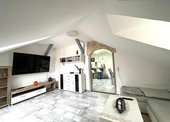 Casa Antic Grosse Moderne 45Qm Wohnung Im Zentrum Am Bahnhof Kostenloses Wlan