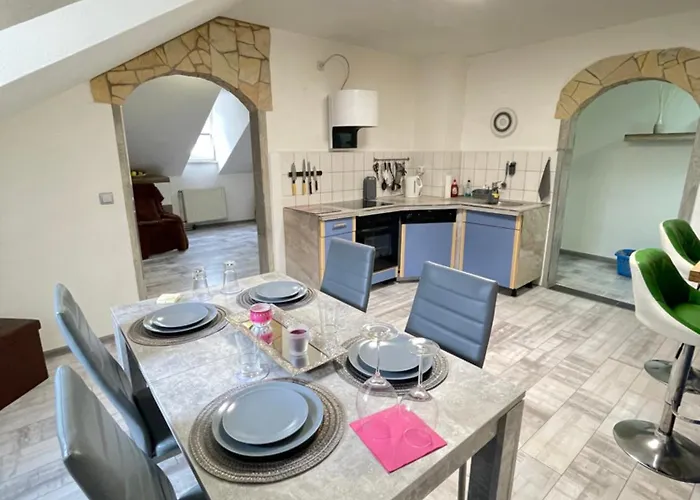 Casa Antic Grosse Moderne 45Qm Wohnung Im Zentrum Am Bahnhof Kostenloses Wlan