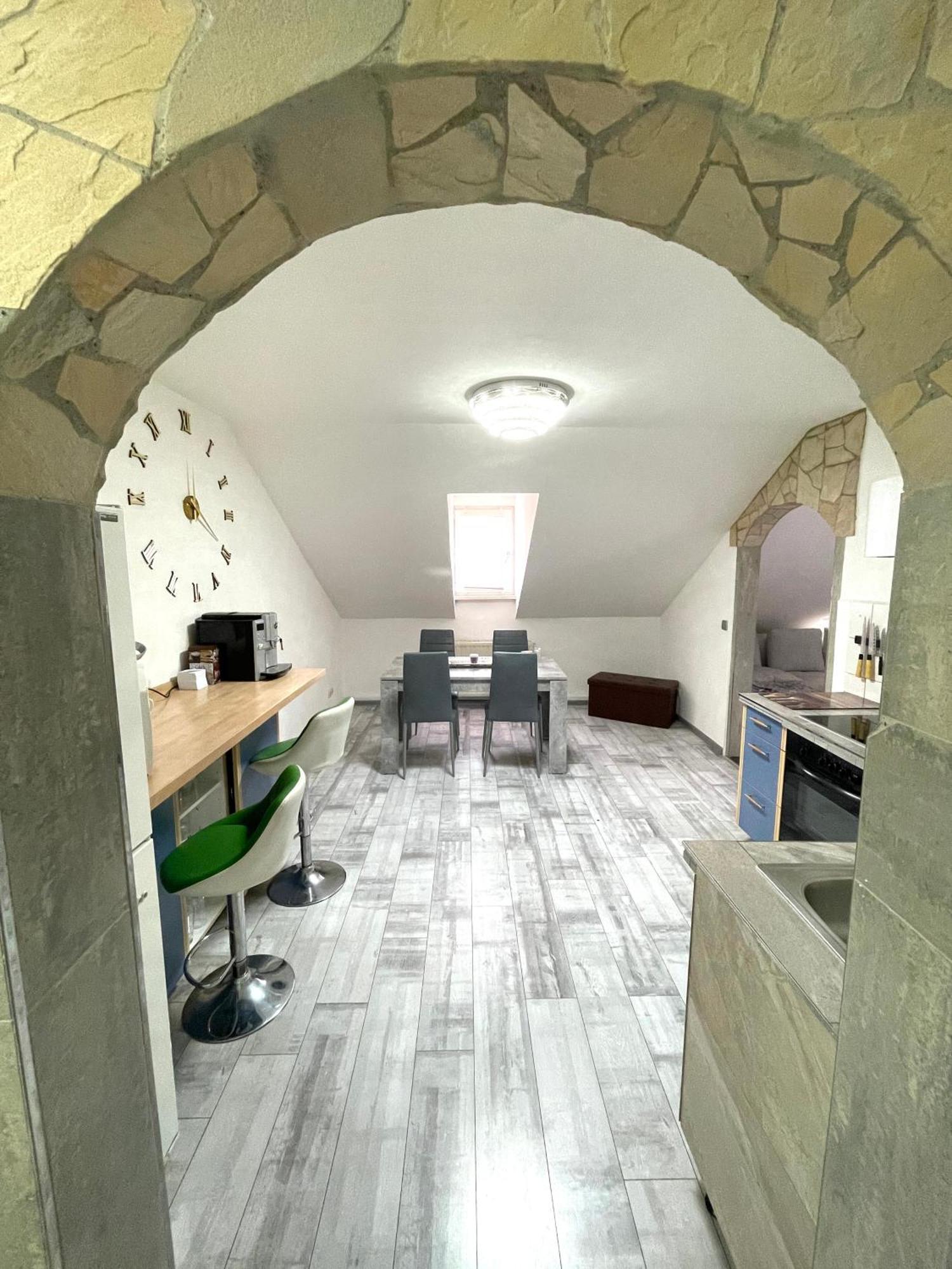 Casa Antic Grosse Moderne 45qm Im Zentrum Am Bahnhof Kostenloses Wlan